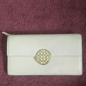 NWOT Coach Alexandra Wallet